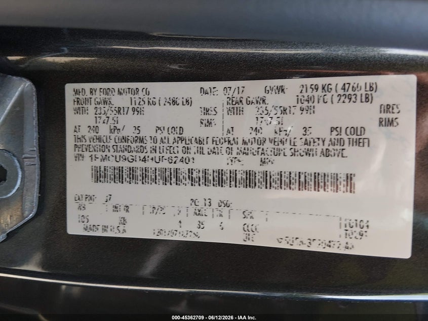 VIN 1FMCU9GD4HUE62401 2017 FORD ESCAPE SE