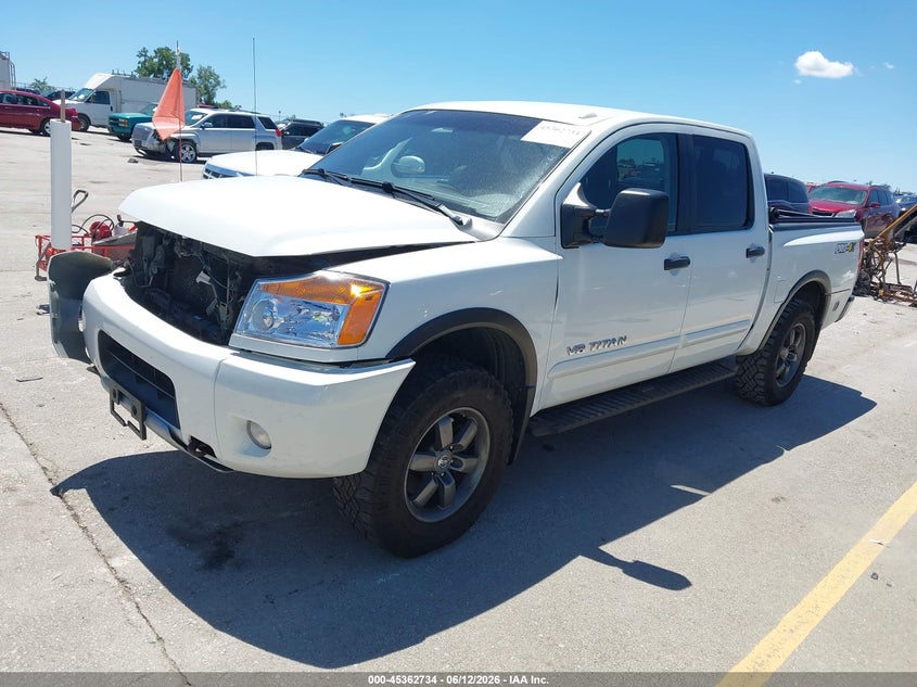2015 NISSAN TITAN auction photo 2