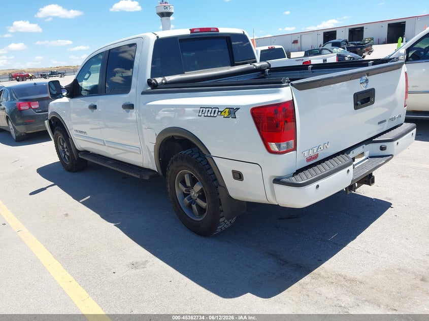 2015 NISSAN TITAN auction photo 3