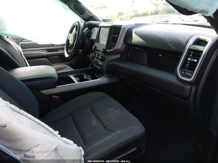 2022 RAM 1500 auction photo 5