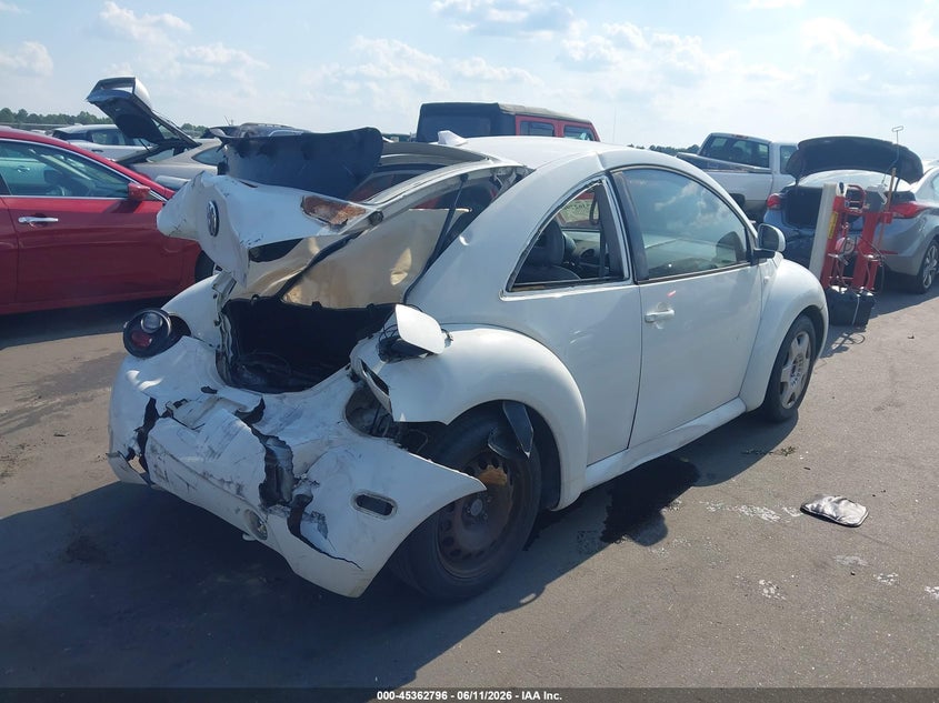 2000 VOLKSWAGEN BEETLE HATCHBACK 2.0L I-4 115HP