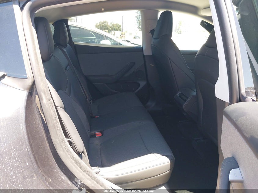 2026 TESLA MODEL Y auction photo 8