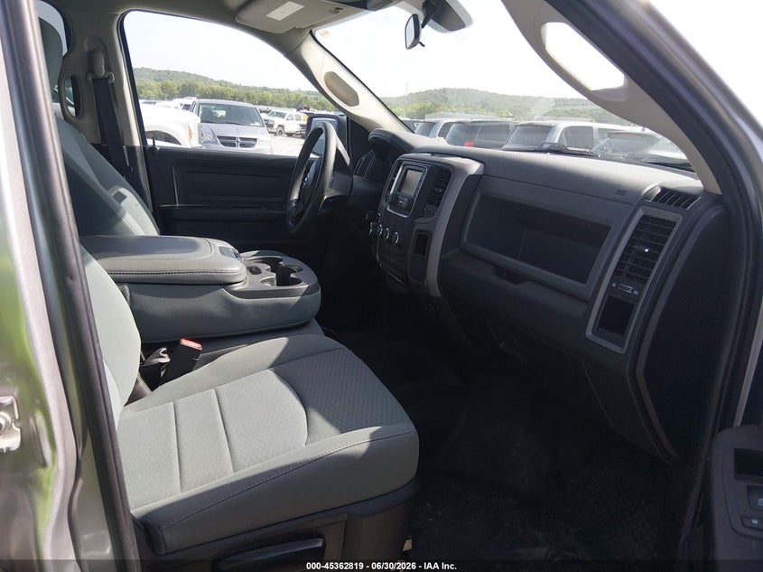 2019 RAM 1500 CLASSIC auction photo 5