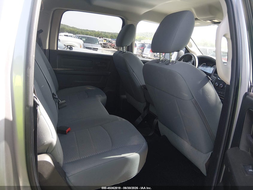 2019 RAM 1500 CLASSIC auction photo 8