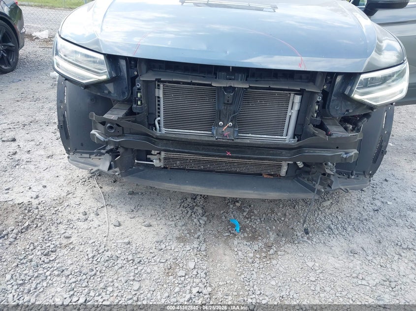 2024 VOLKSWAGEN TIGUAN auction photo 6