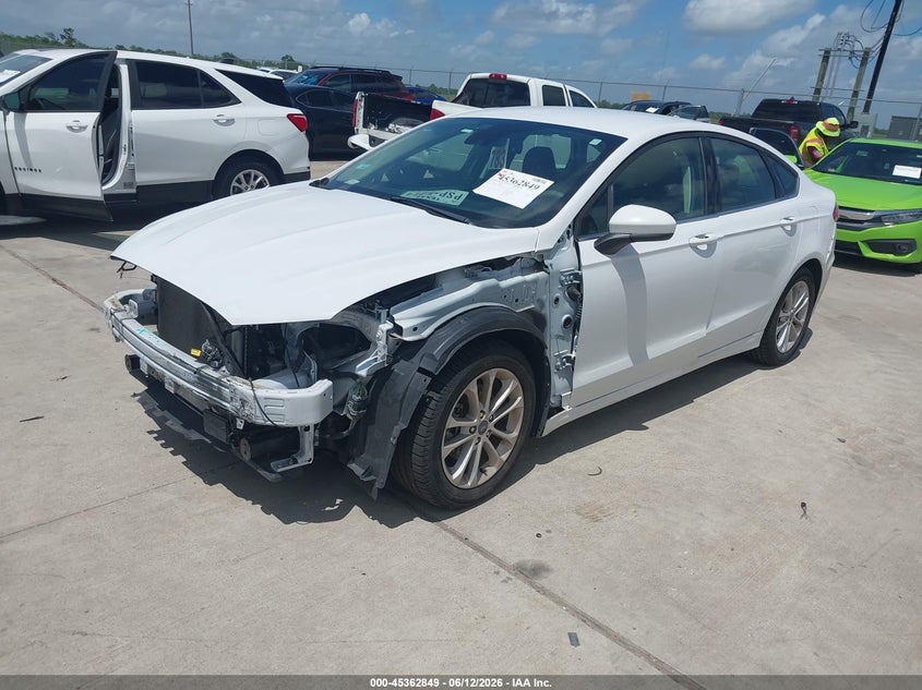 Vin: 3fa6p0h7xlr155589, lot: 45860810, ford fusion se 20202