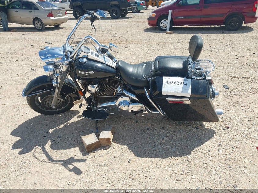 2007 Harley-Davidson Flhrci VIN: 1HD1FR41X7Y725822 Lot: 45362934
