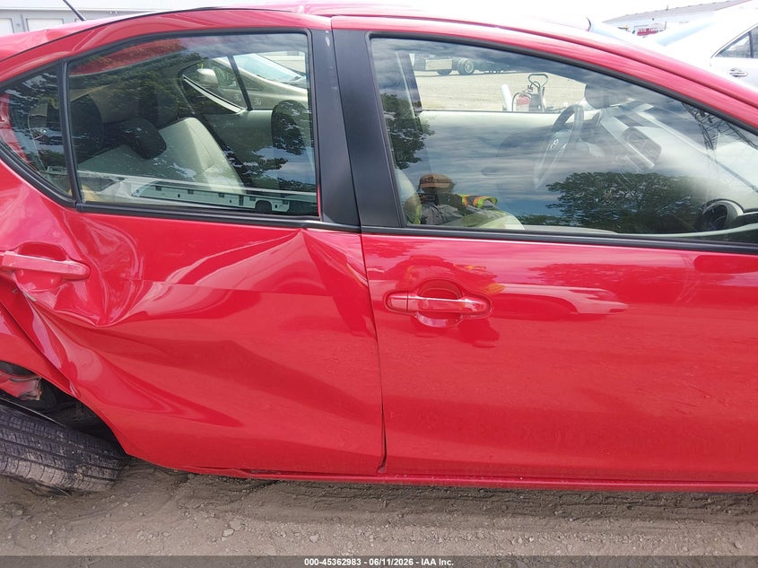 2014 Toyota Prius C One VIN: JTDKDTB35E1571992 Lot: 45362983