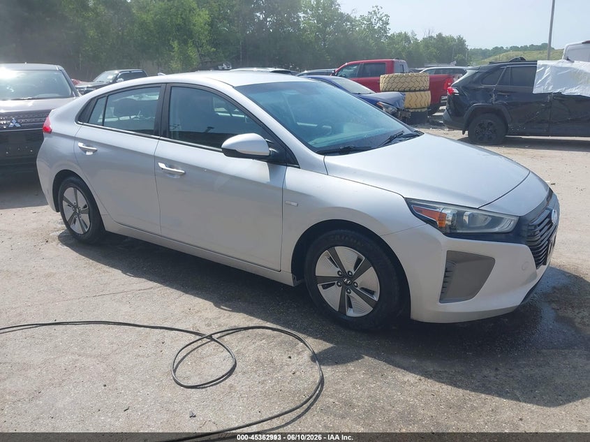 2018 HYUNDAI IONIQ HYBRID BLUE — Photo gallery