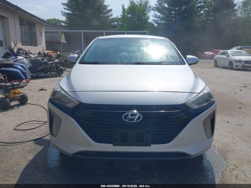 2018 HYUNDAI IONIQ HYBRID BLUE — Фото 16