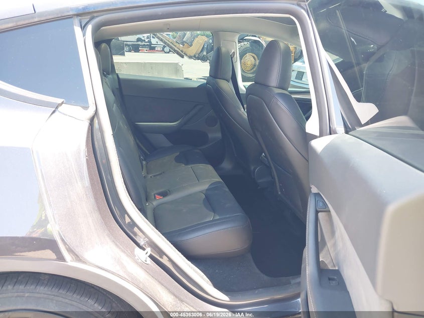 2024 TESLA MODEL Y SPORT UTILITY VEHICLE ELECTRIC