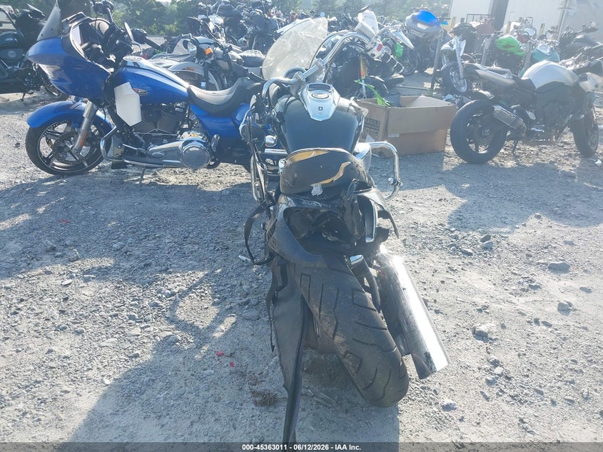2014 SUZUKI VZ800 auction photo 6