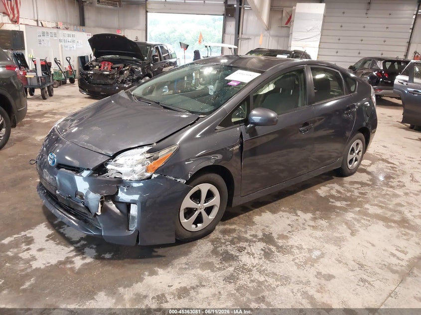 2015 Toyota Prius Two JTDKN3DU6F0450138 photo 1
