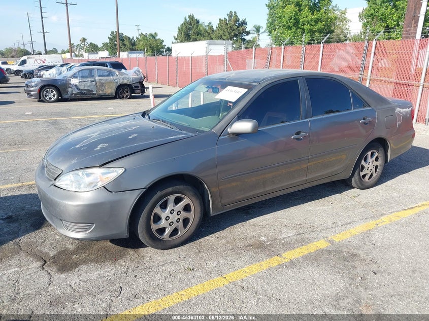 2005 Toyota Camry Le 4T1BE32K65U969047 photo 1