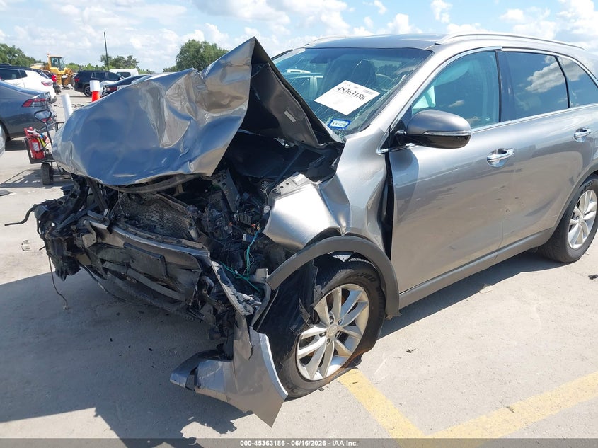 2016 KIA SORENTO auction photo 6