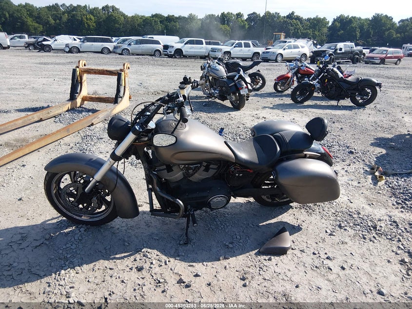 2011 Victory Motorcycles Kingpin 8-Ball VIN: 5VPCA36N2B3006514 Lot: 45363253