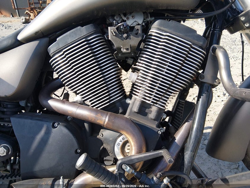 2011 Victory Motorcycles Kingpin 8-Ball VIN: 5VPCA36N2B3006514 Lot: 45363253