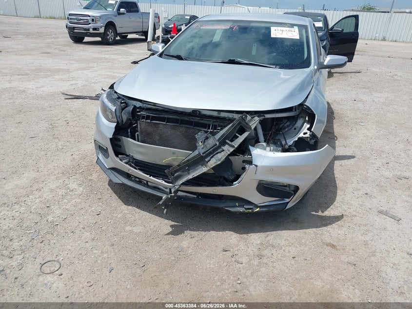 2016 CHEVROLET MALIBU auction photo 6
