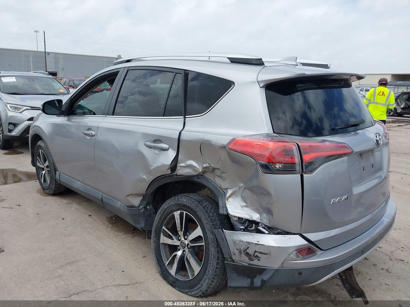 2016 TOYOTA RAV4 auction photo 3
