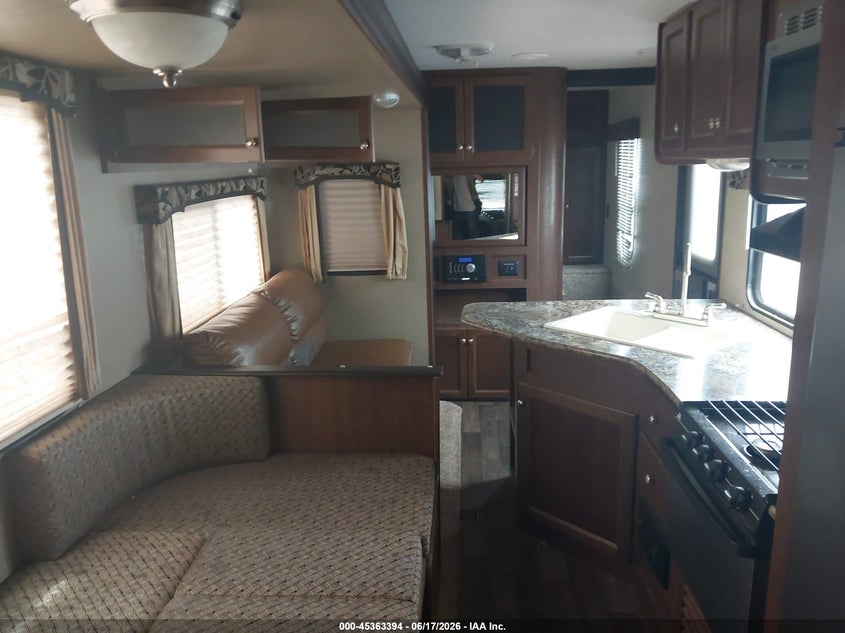 2015 KEYSTONE RV HIDEOUT LUXURY 27DBS TRAVEL TRAILER auction photo 8