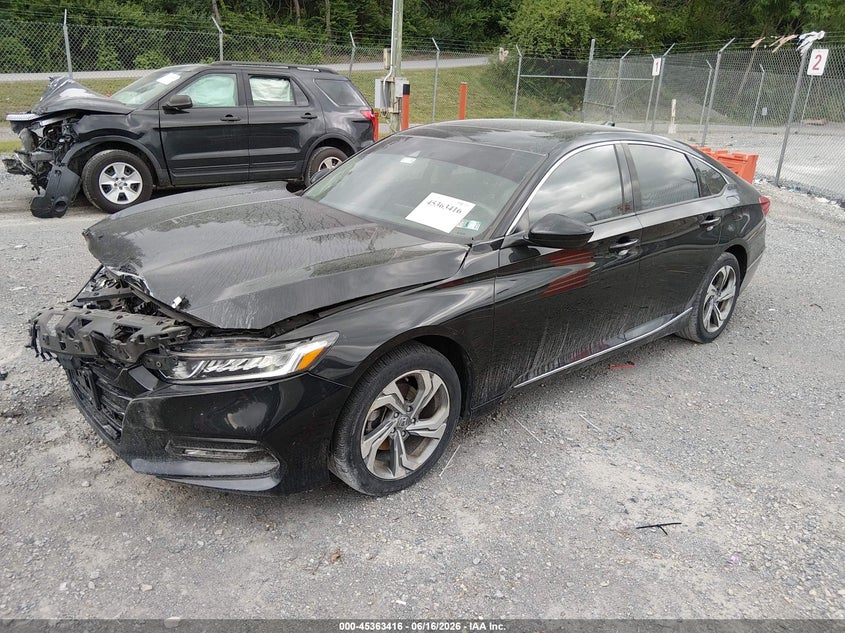 1HGCV1F46JA157978 2018 HONDA ACCORD EX photo 1