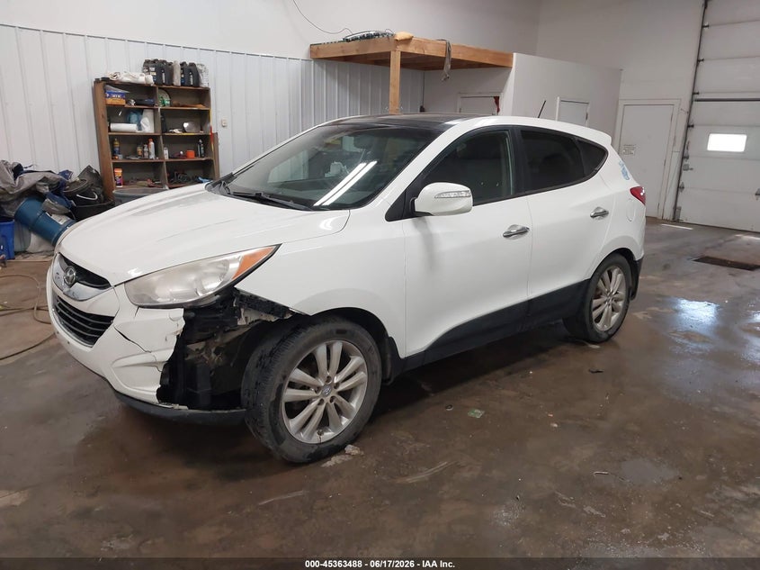 2011 HYUNDAI TUCSON auction photo 2