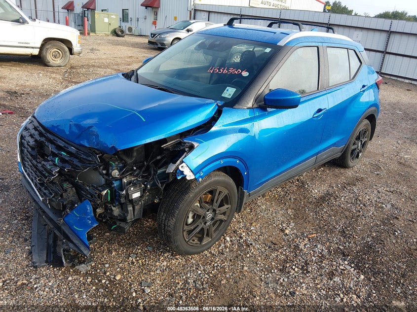 2024 NISSAN KICKS auction photo 2