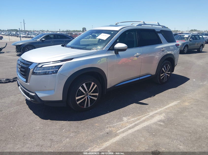 2024 NISSAN PATHFINDER auction photo 2