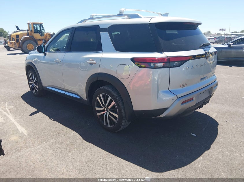 2024 NISSAN PATHFINDER auction photo 3