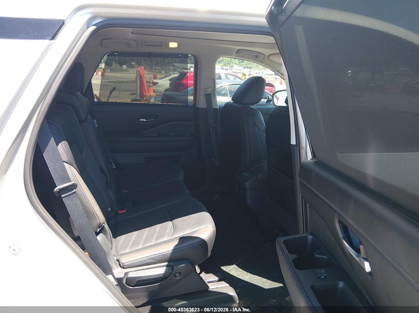 2024 NISSAN PATHFINDER auction photo 8