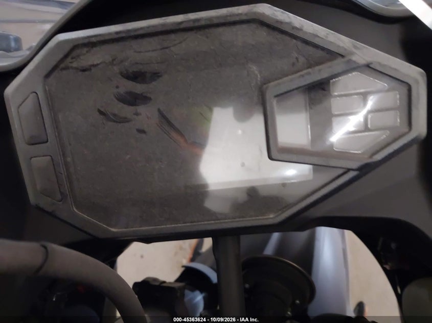 KAWASAKI EX500 2026