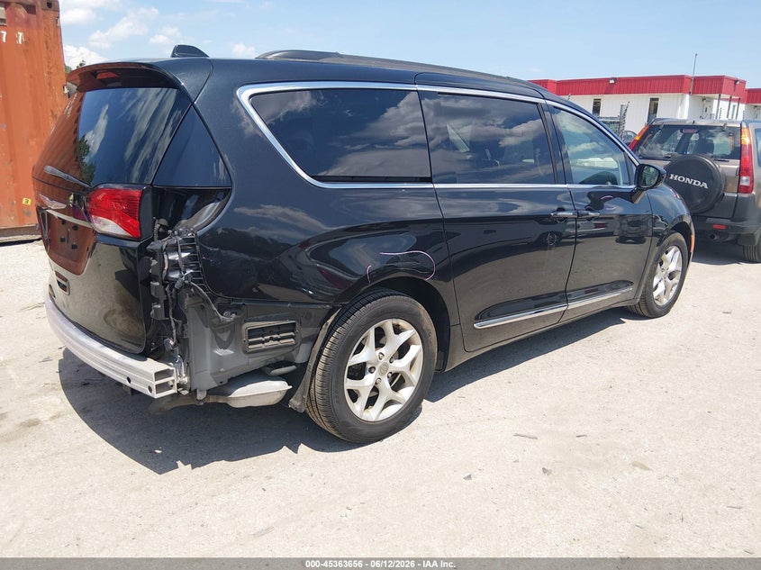 Vin: 2c4rc1bg6hr803587, lot: 45861616, chrysler pacifica touring-l 20174