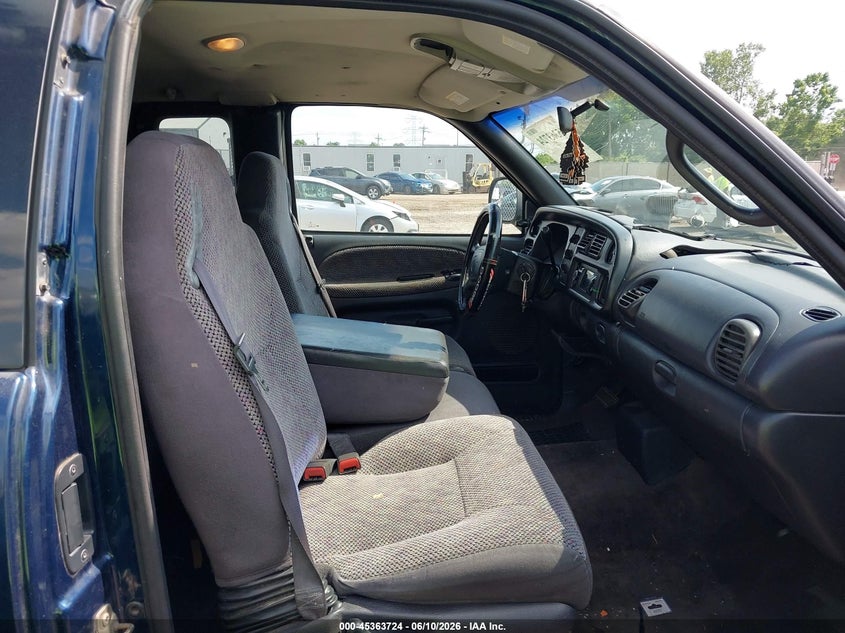 2001 DODGE RAM 1500 auction photo 5