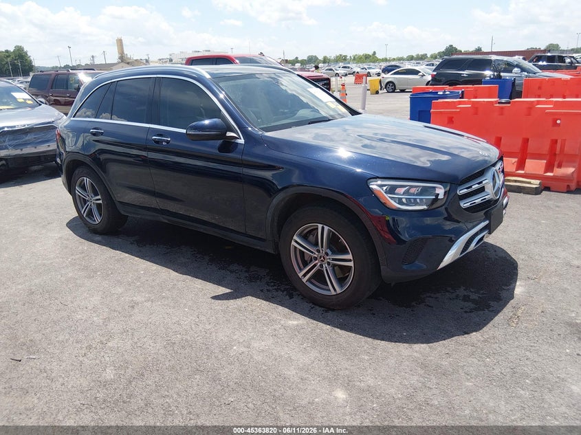 2021 Mercedes-benz  — 2026-07-31