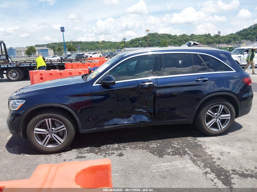 2021 MERCEDES-BENZ GLC 300 auction photo 6