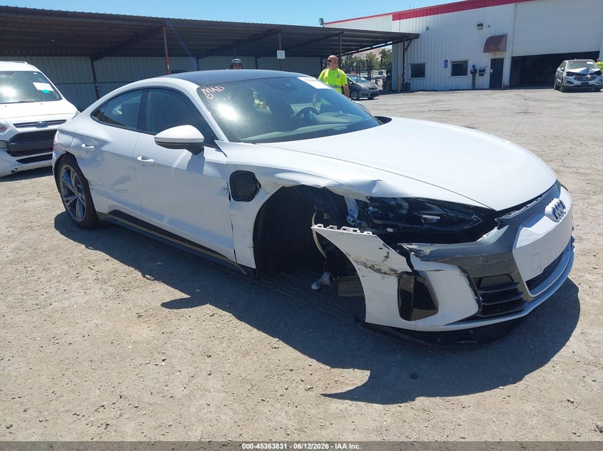 Vin: waufjbfw4r7004763, lot: 45861792, audi e-tron gt premium plus quattro 2024 img_1