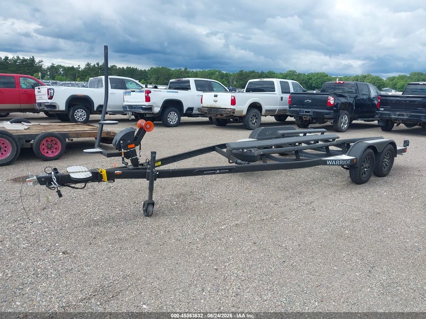 2025 EZ LOADER BOAT TRAILER auction photo 2