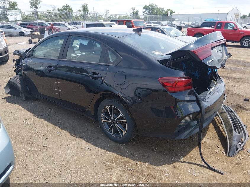 VIN 3KPF24AD9PE686263 2023 KIA FORTE LXS