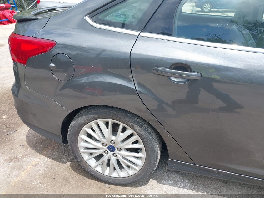 2018 Ford Focus Titanium VIN: 1FADP3J27JL294517 Lot: 45363959