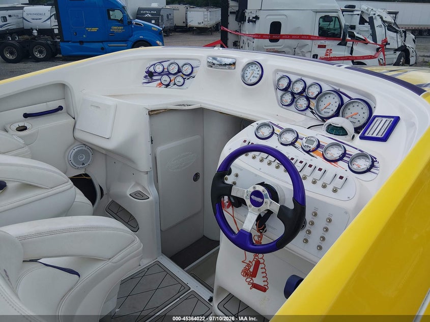2007 SUNSATION 32FT BOAT W/ TRLR auction photo 5