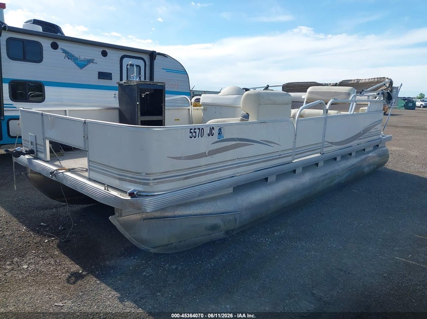 MNX60562L001 2001 Pontoon 203 photo 1