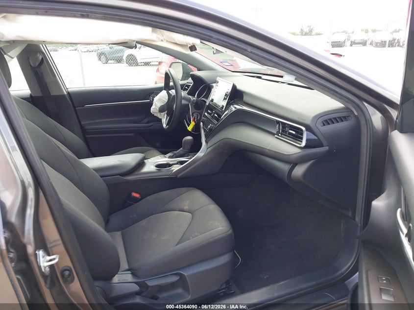 2023 TOYOTA CAMRY auction photo 5