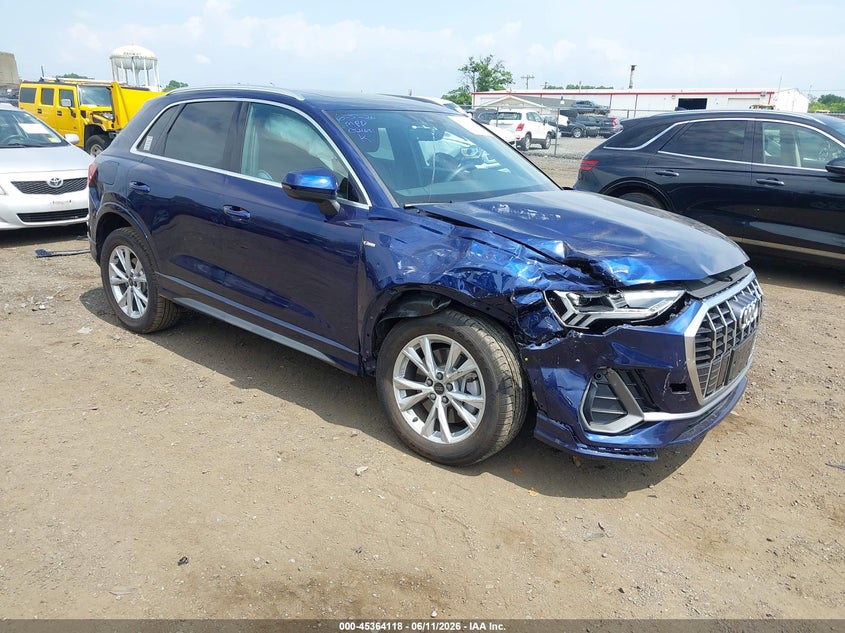 Vin: wa1decf30r1024631, lot: 45862079, audi q3 premium 45 tfsi s line quattro tiptronic 2024 img_1