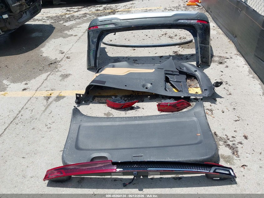 2024 Kia Carnival Mpv Lx Seat Package VIN: KNDNB4H33R6440133 Lot: 45364124