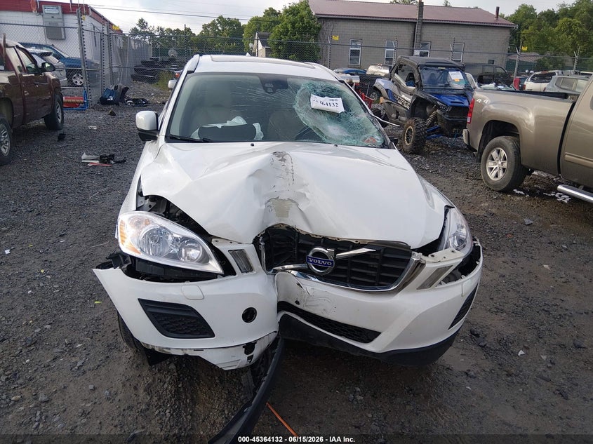 2011 Volvo Xc60 3.2 VIN: YV4952DZ8B2220052 Lot: 45364132