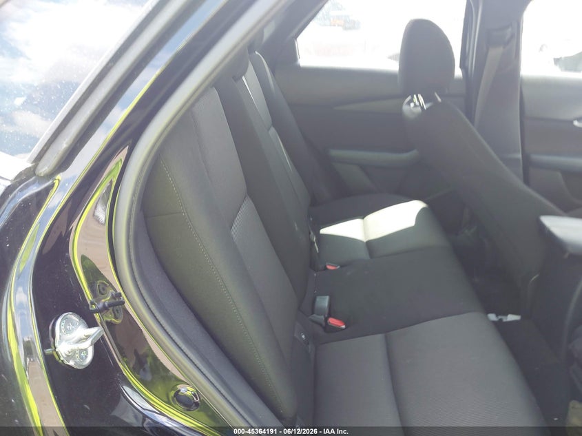 AtlanticExpress - Mazda CX-30