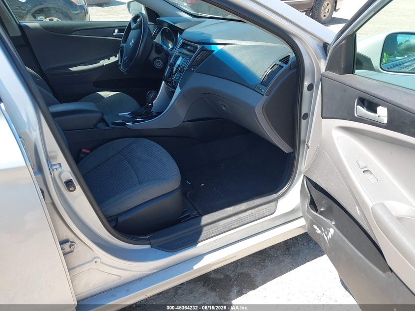 2011 HYUNDAI SONATA auction photo 5