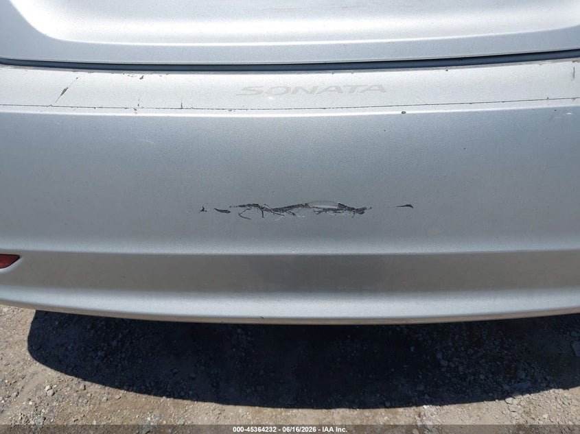 2011 HYUNDAI SONATA auction photo 6