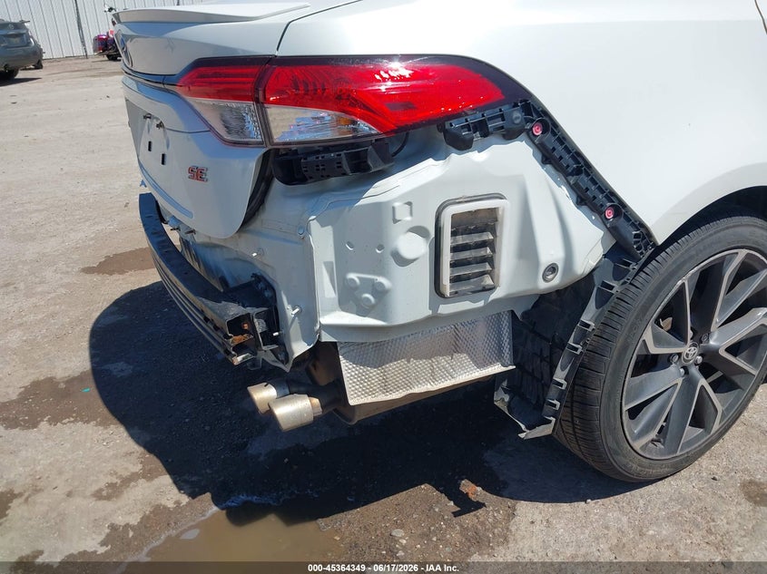 2020 TOYOTA COROLLA auction photo 6