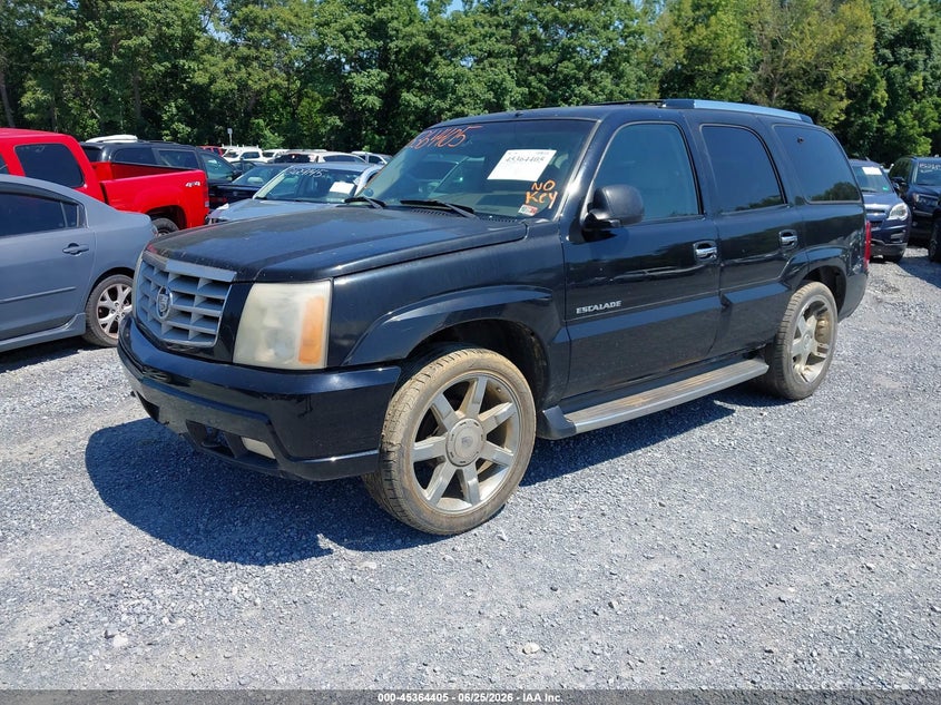 2002 CADILLAC ESCALADE auction photo 2